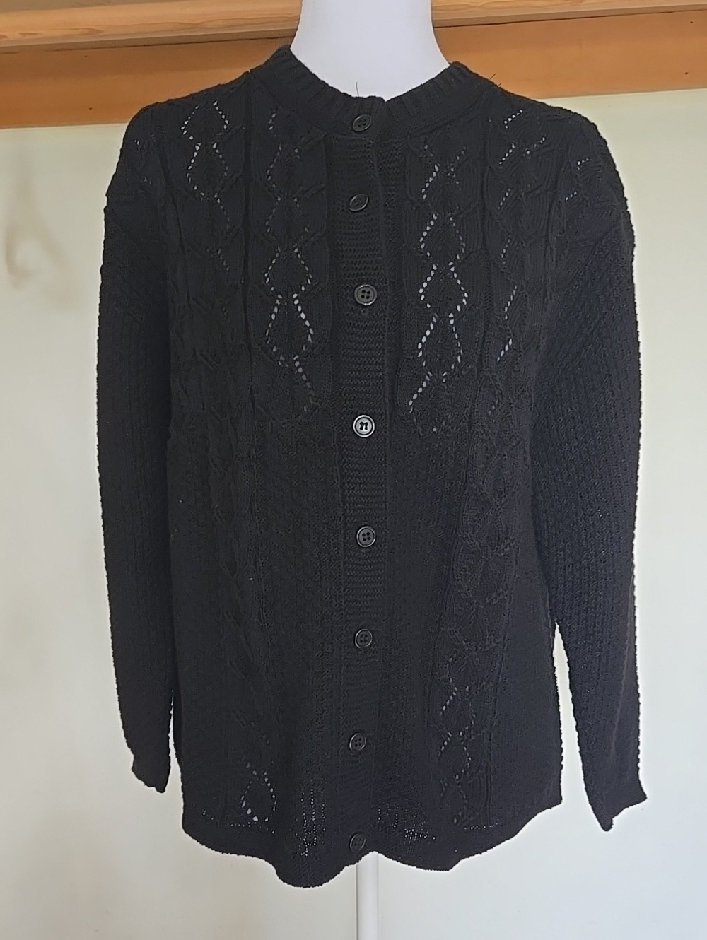 VTG Worthington BLACK Cable Knit Cardigan Sweater PETITE Medium.